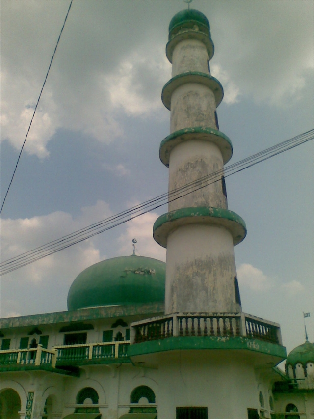 Menara Masjid Taqwa Seritanjung Foto A. Rozak Abuhasan